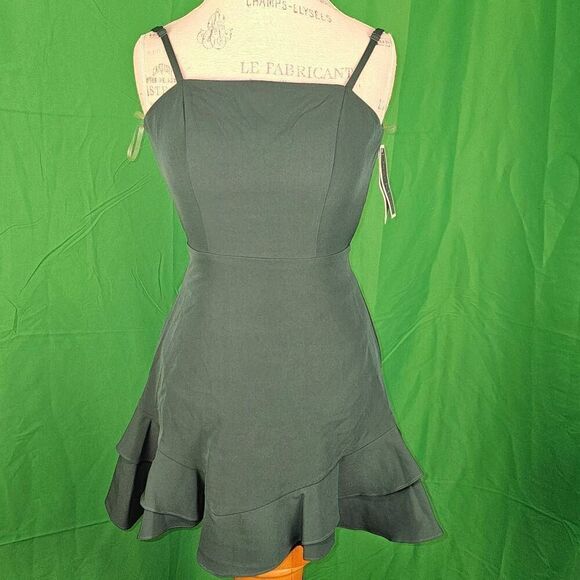 NWT Dear Moon Womens Hunter Green Mini Dress 5 - Picture 1 of 6